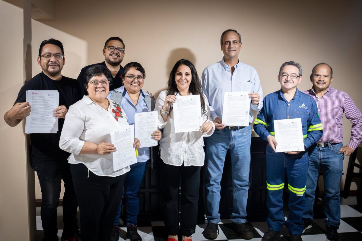Autlán y Ayuntamiento de Teziutlán renuevan alianza en pro del deporte