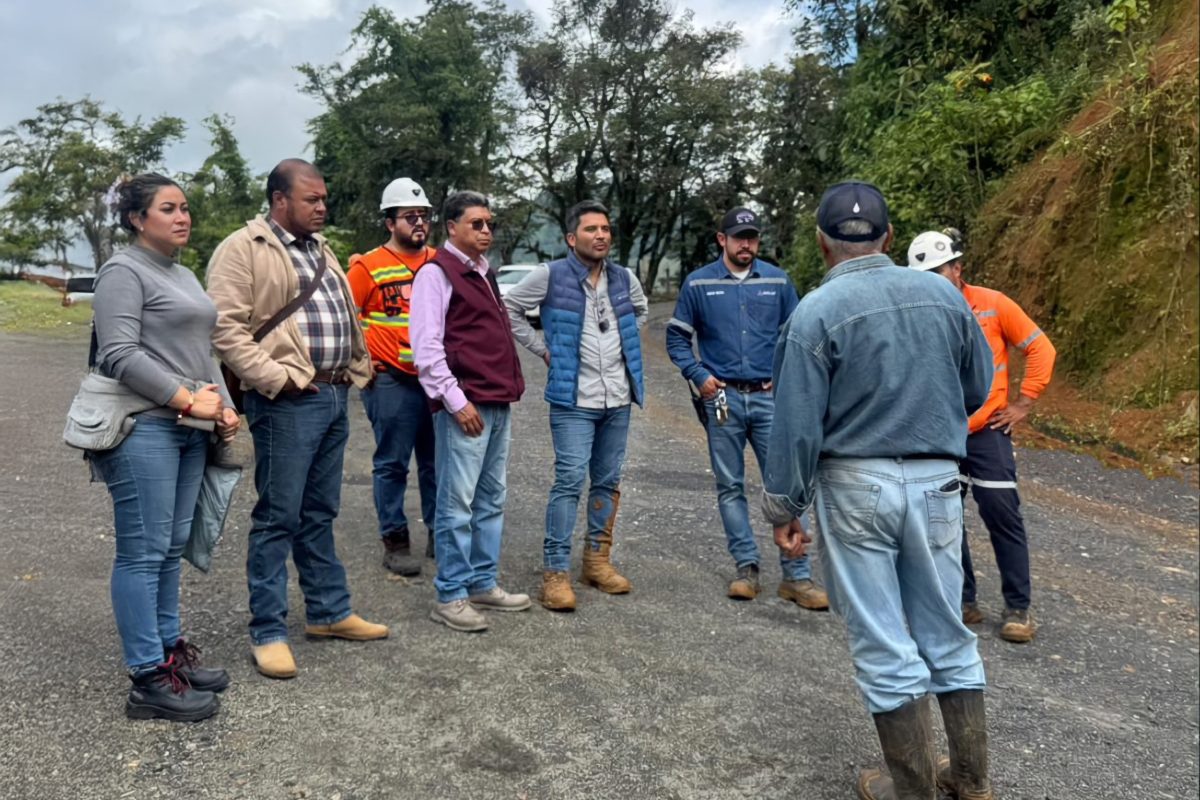Autlán actúa ante deslaves en la Sierra Alta Hidalguense